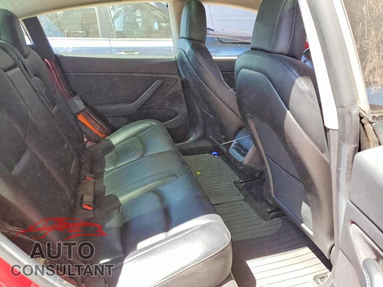 TESLA MODEL 3 2019 - 5YJ3E1EB4KF441388