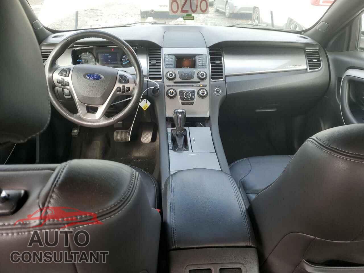 FORD TAURUS 2016 - 1FAHP2E81GG133589