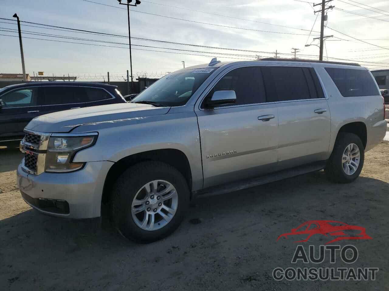 CHEVROLET SUBURBAN 2018 - 1GNSCHKC2JR285438