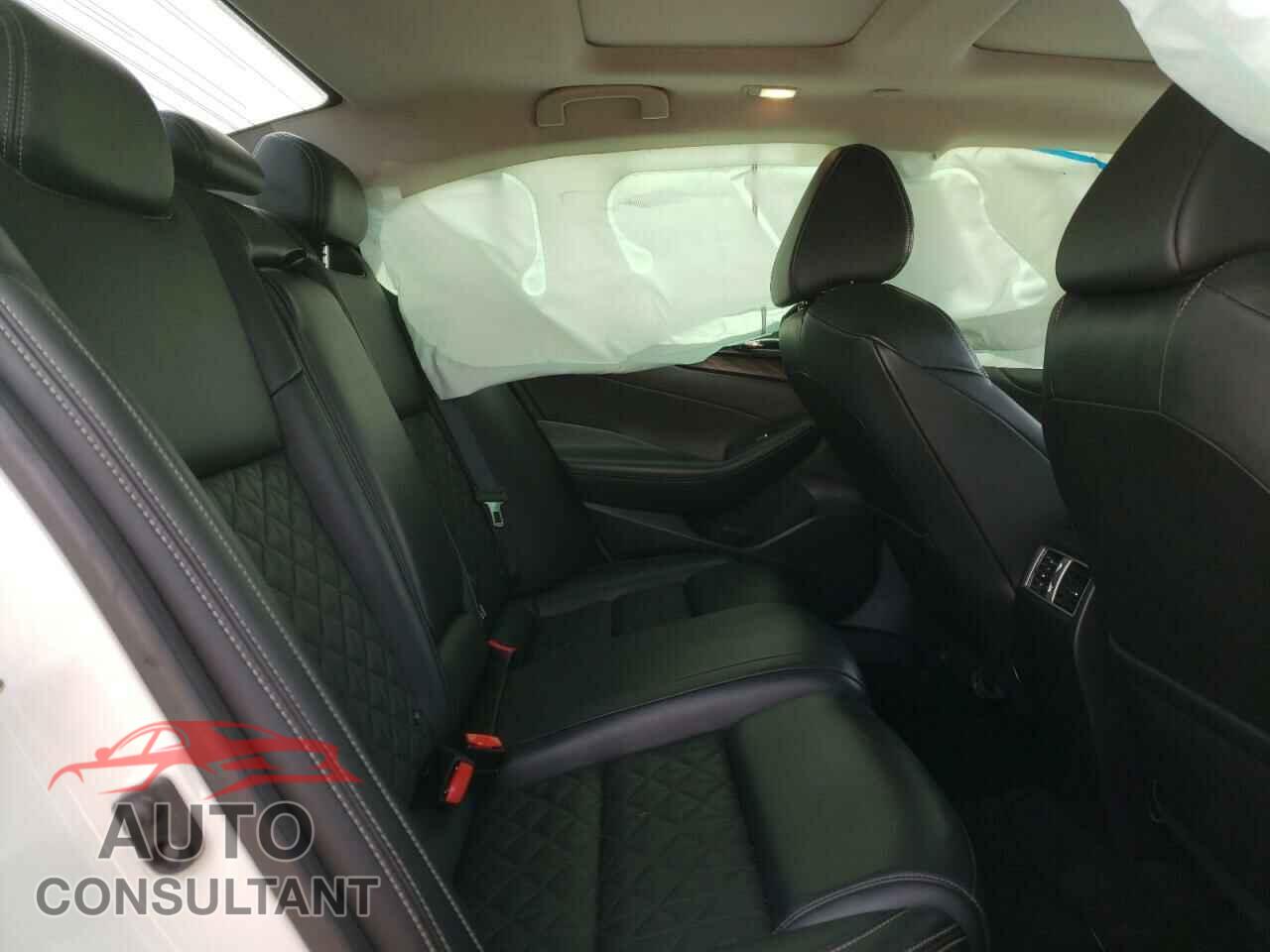 NISSAN MAXIMA 2017 - 1N4AA6AP1HC363813