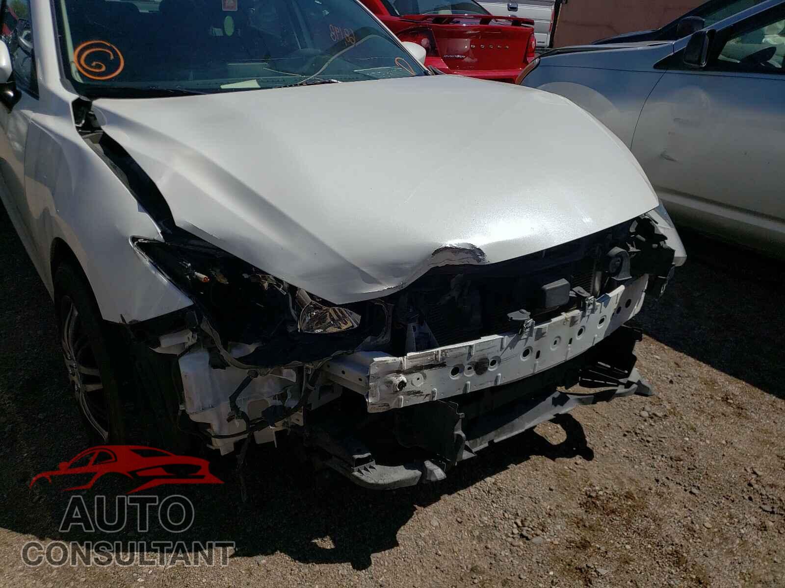 MAZDA 3 2017 - 3MZBN1U70HM157198