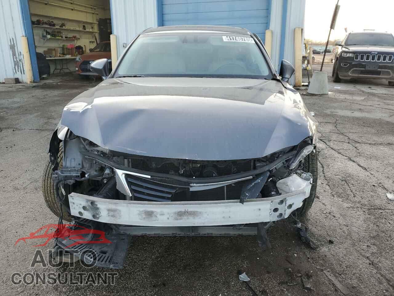 LEXUS IS 2014 - JTHCF1D20E5001364