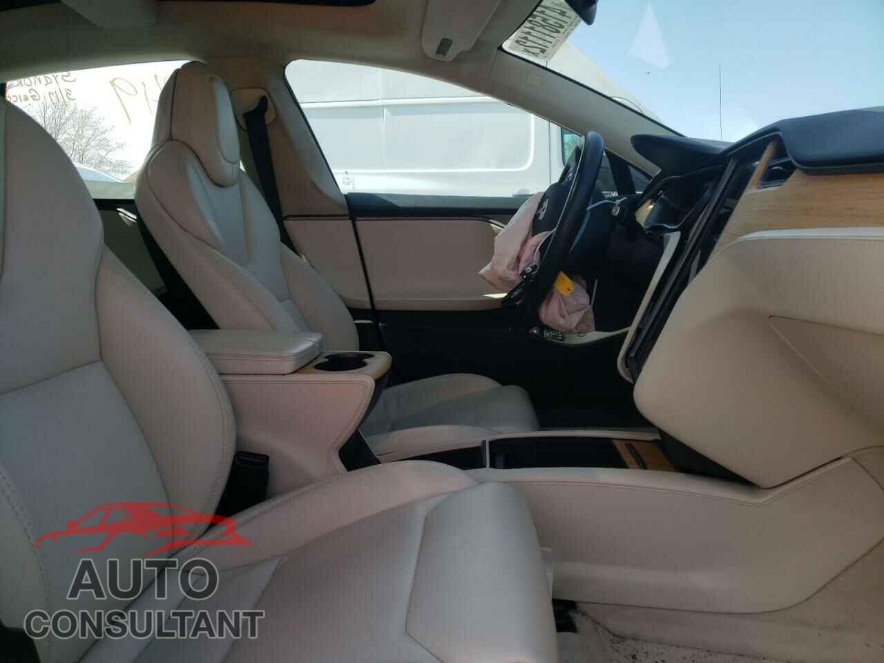 TESLA MODEL S 2018 - 5YJSA1E21JF274879