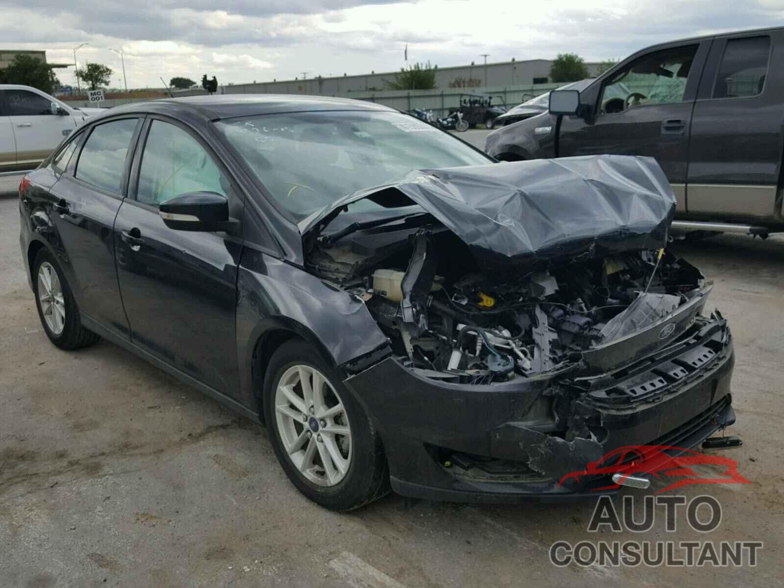 FORD FOCUS 2015 - 1FADP3F24FL330437