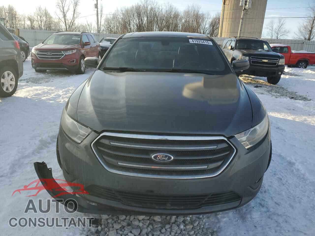 FORD TAURUS 2015 - 1FAHP2E82FG169659