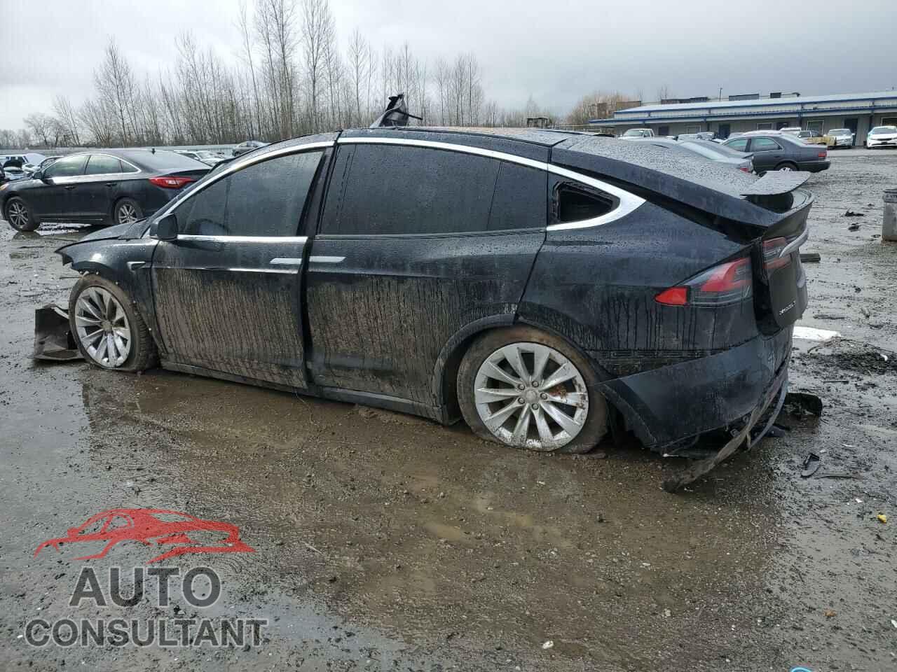 TESLA MODEL X 2017 - 5YJXCDE29HF050108