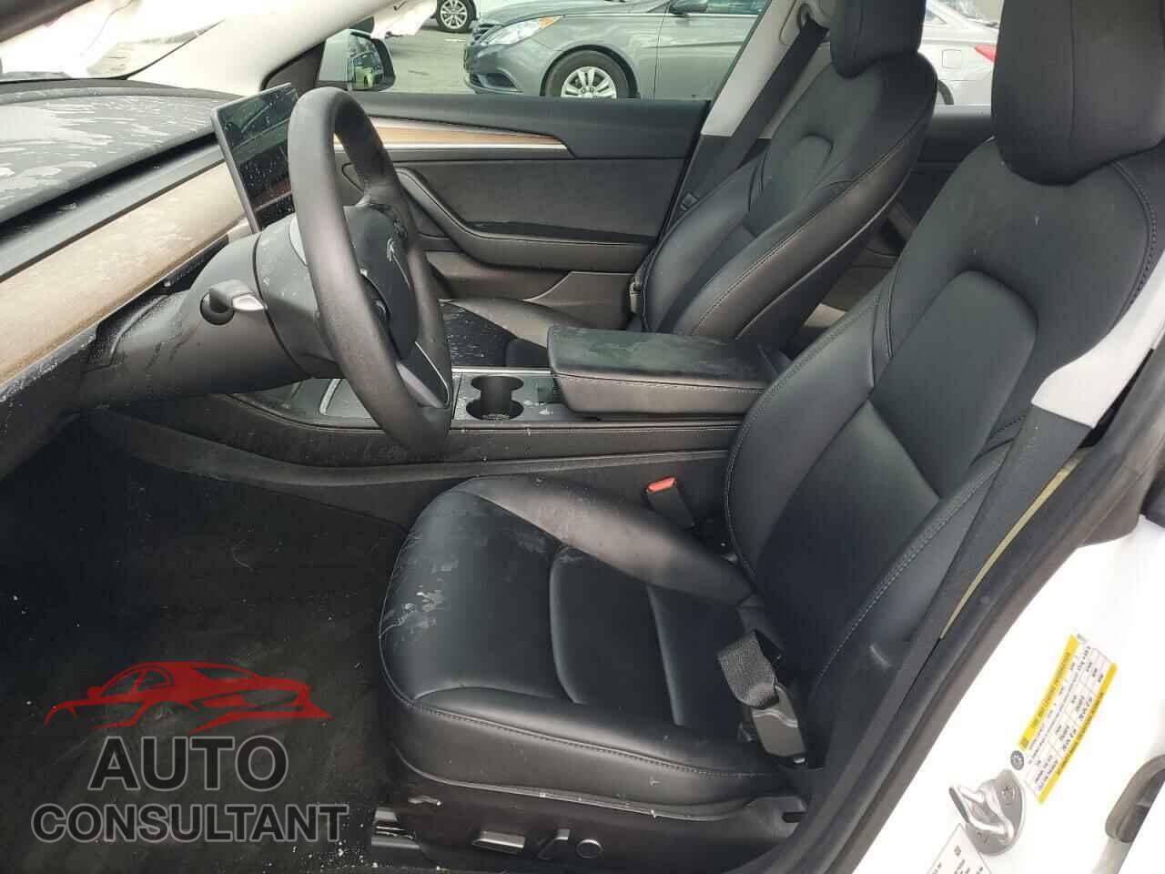 TESLA MODEL 3 2021 - 5YJ3E1EA3MF031711