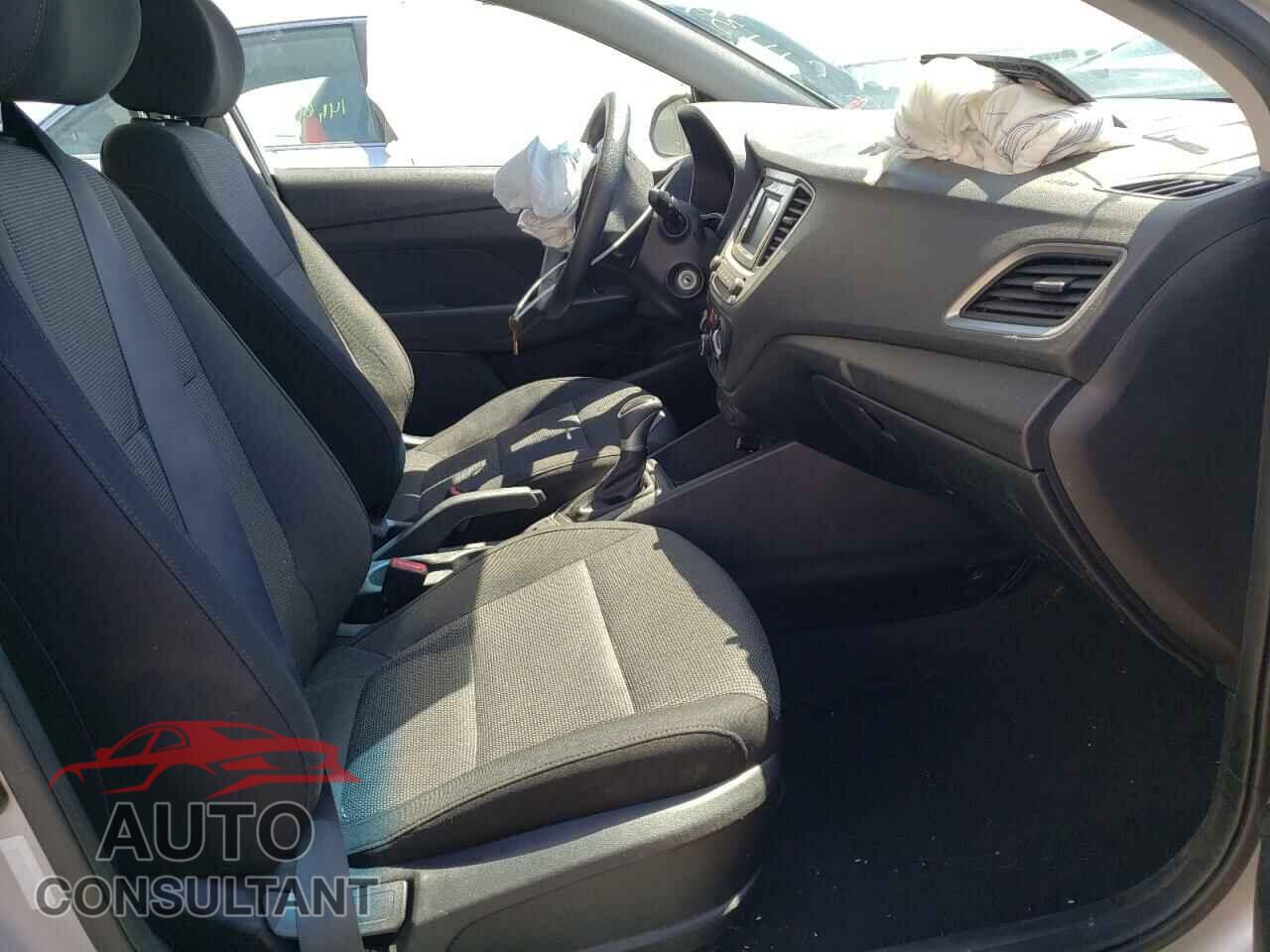 HYUNDAI ACCENT 2018 - 3KPC24A37JE025736
