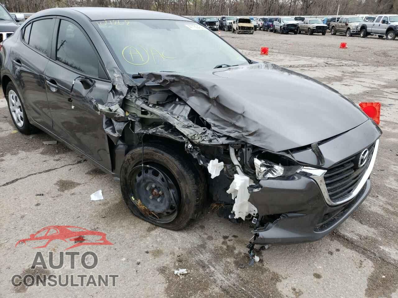 MAZDA 3 2017 - 3MZBN1U77HM104868
