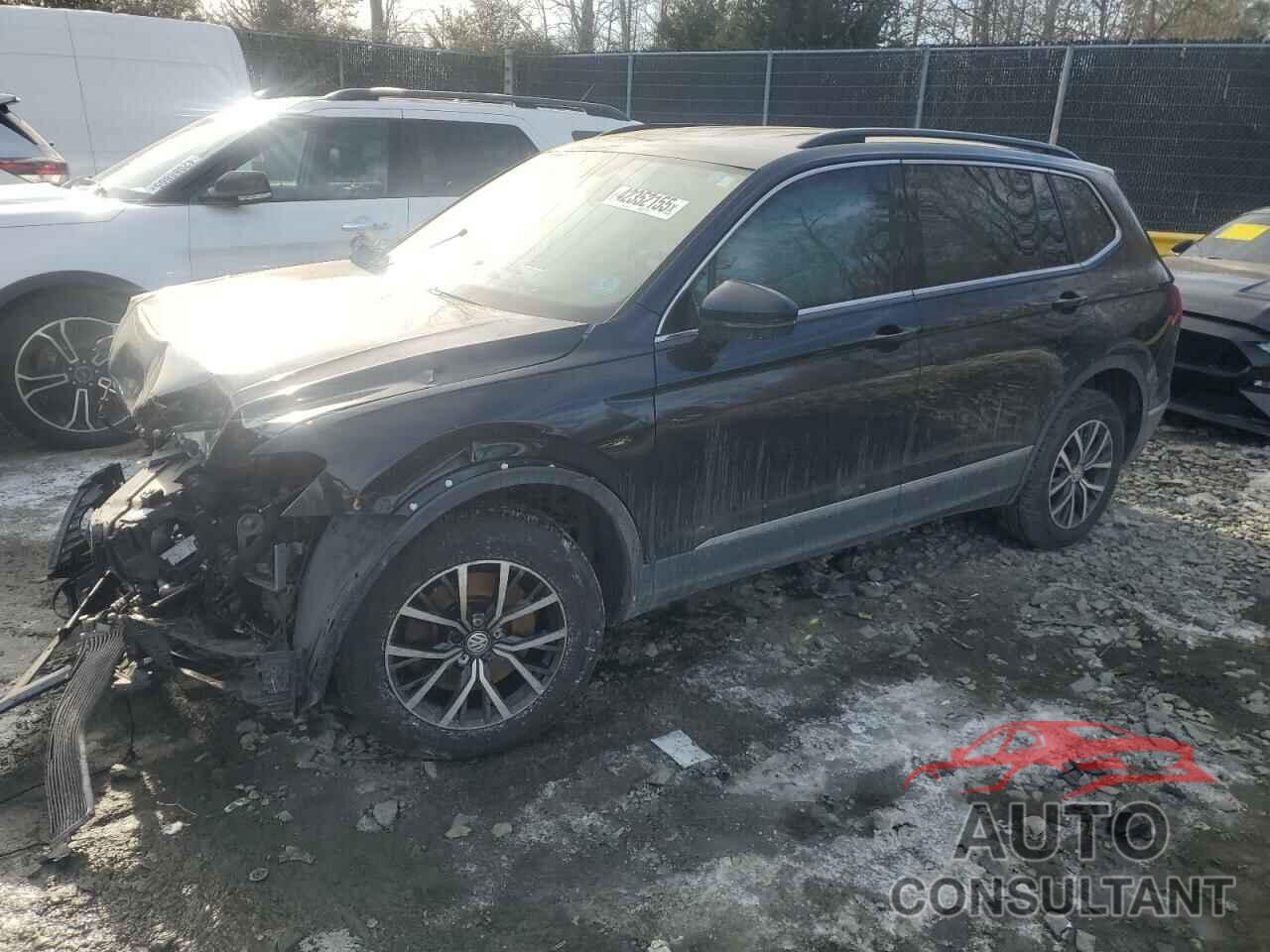 VOLKSWAGEN TIGUAN 2018 - 3VV3B7AX5JM003634