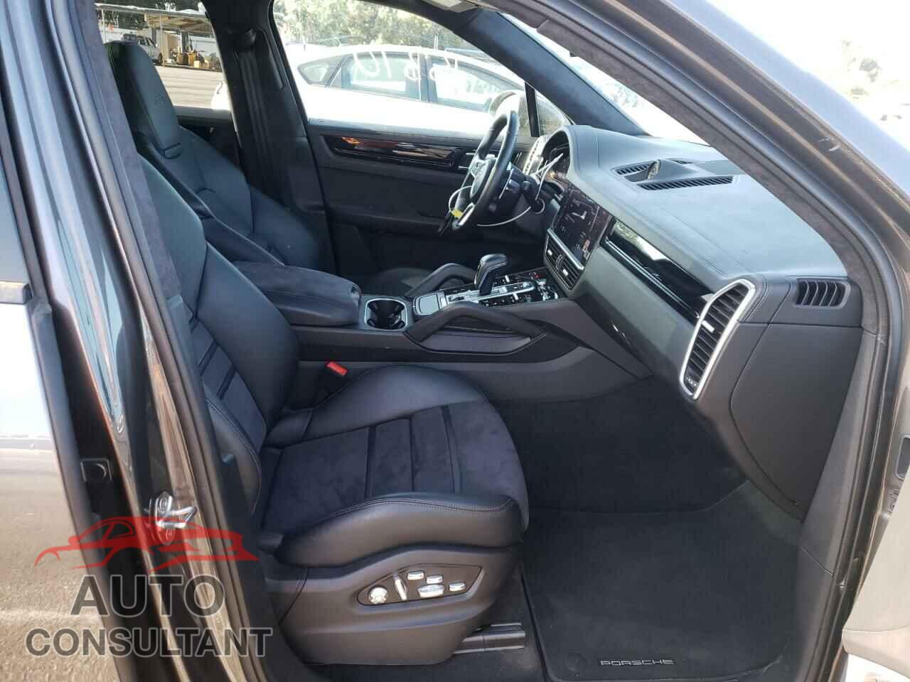 PORSCHE CAYENNE 2021 - WP1AG2AY2MDA33885