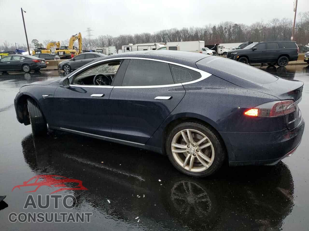 TESLA MODEL S 2015 - 5YJSA1S2XFF088821