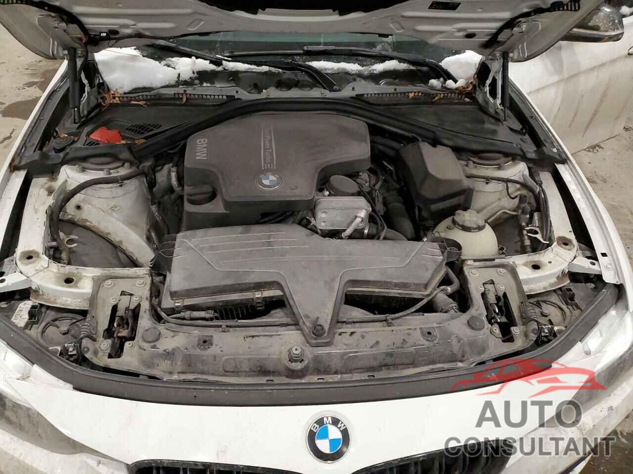 BMW 3 SERIES 2016 - WBA8E3G58GNU02754
