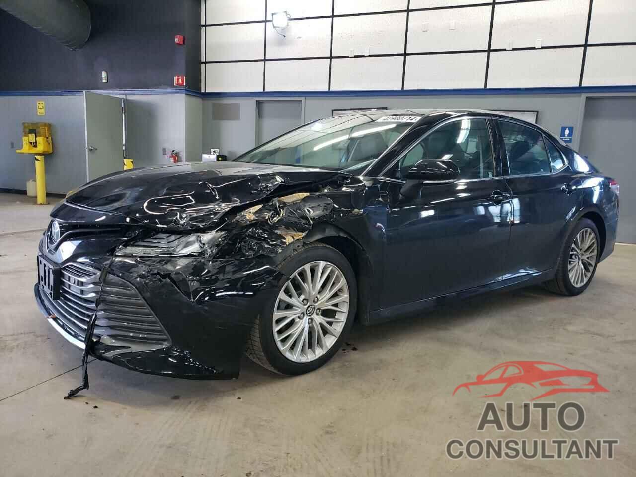 TOYOTA CAMRY 2018 - 4T1BZ1HK6JU009785