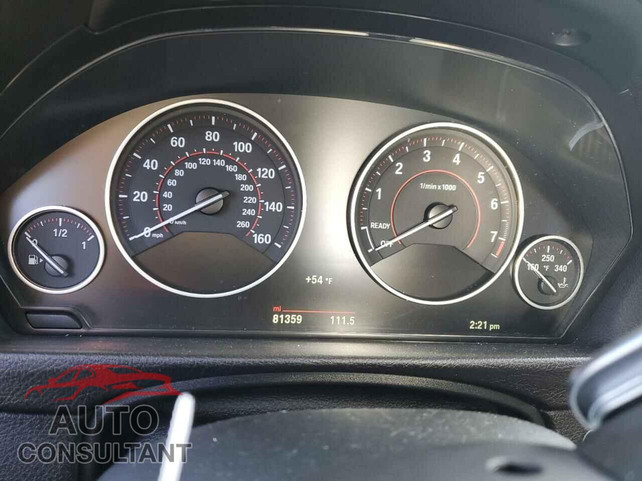 BMW 3 SERIES 2016 - WBA8E3G58GNU05511