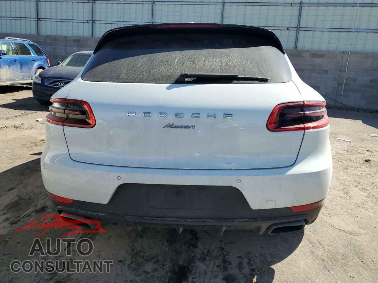 PORSCHE MACAN 2018 - WP1AA2A50JLB01643