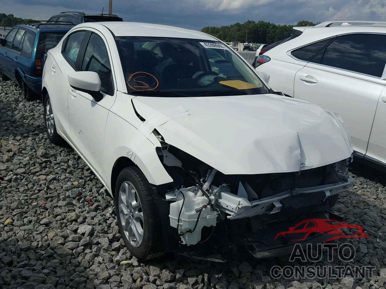 TOYOTA YARIS 2017 - 3MYDLBYV7HY182514
