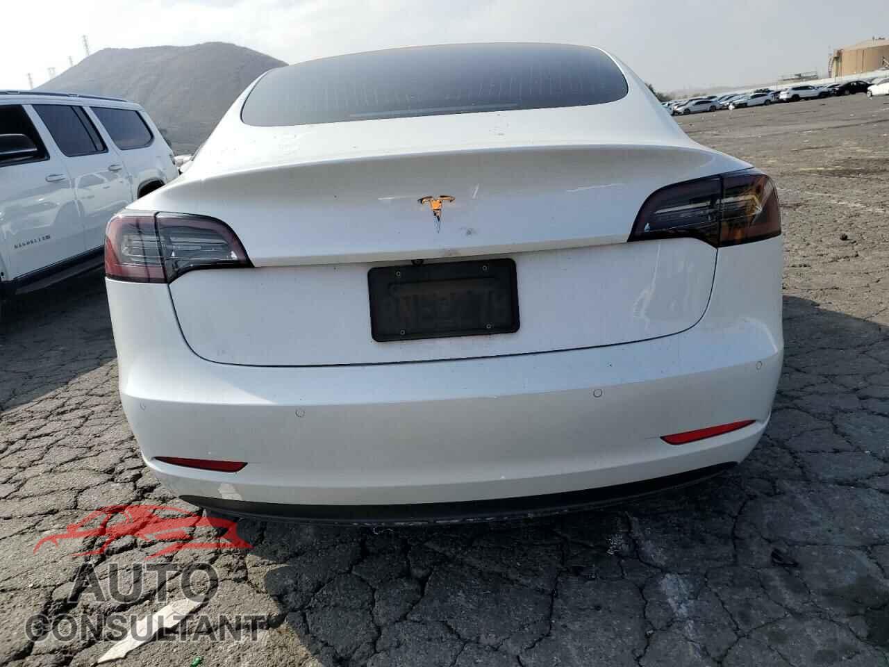 TESLA MODEL 3 2020 - 5YJ3E1EA2LF598958