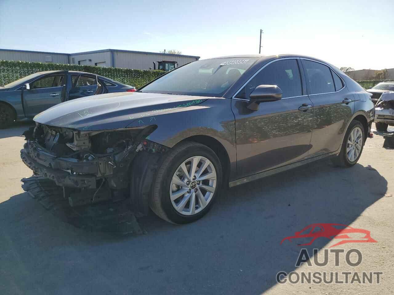 TOYOTA CAMRY 2022 - 4T1C11AK7NU678398