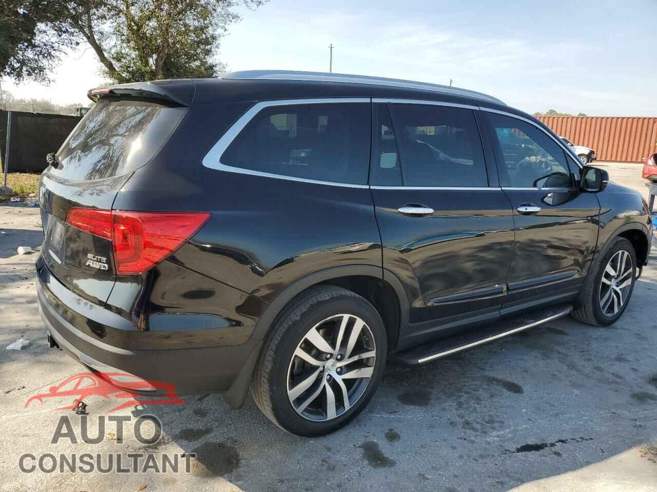 HONDA PILOT 2017 - 5FNYF6H03HB095563