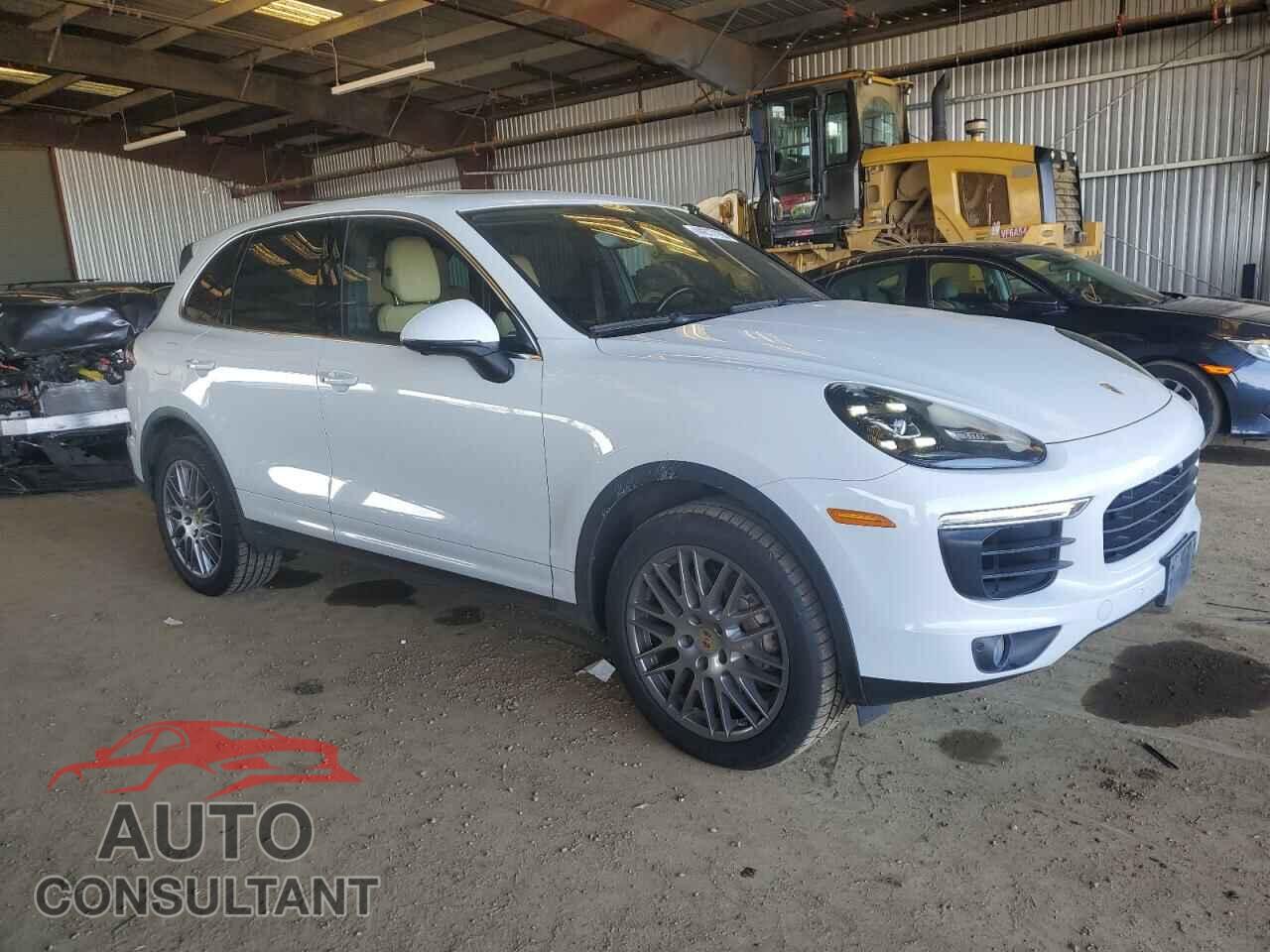 PORSCHE CAYENNE 2018 - WP1AB2A27JLA60687