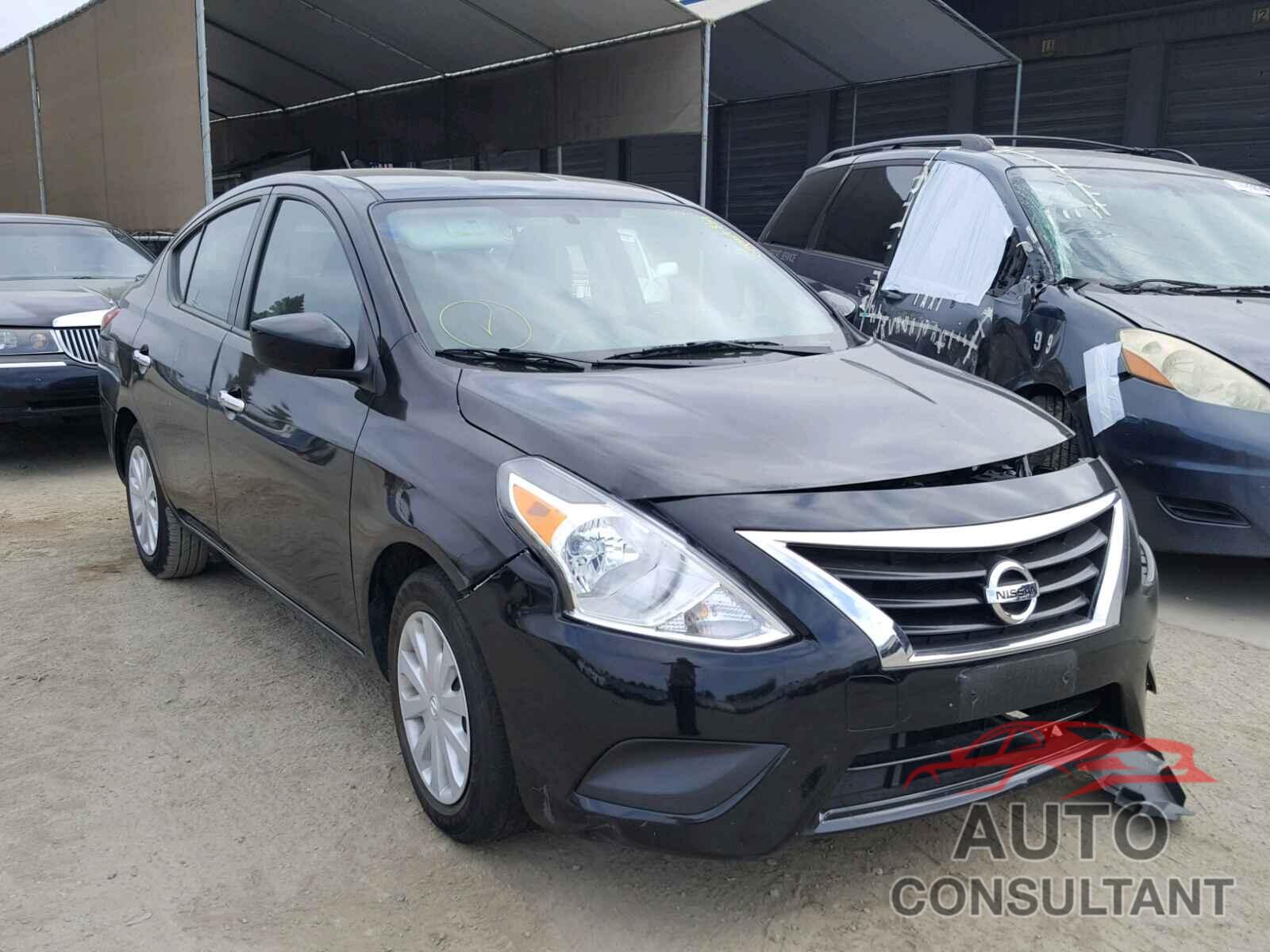 NISSAN VERSA 2017 - 3N1CN7AP3HL857661