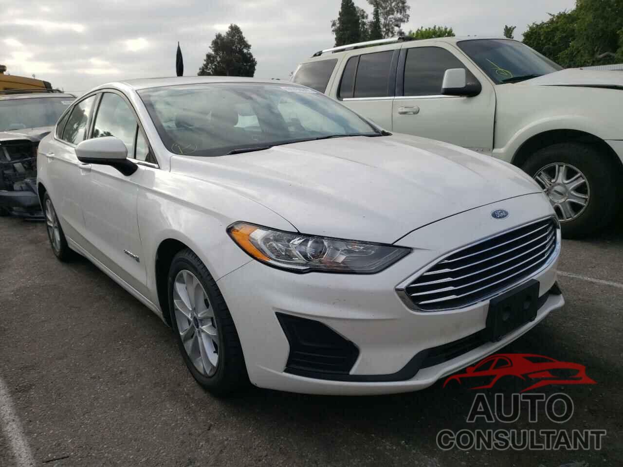 FORD FUSION 2019 - 3FA6P0LU9KR208844