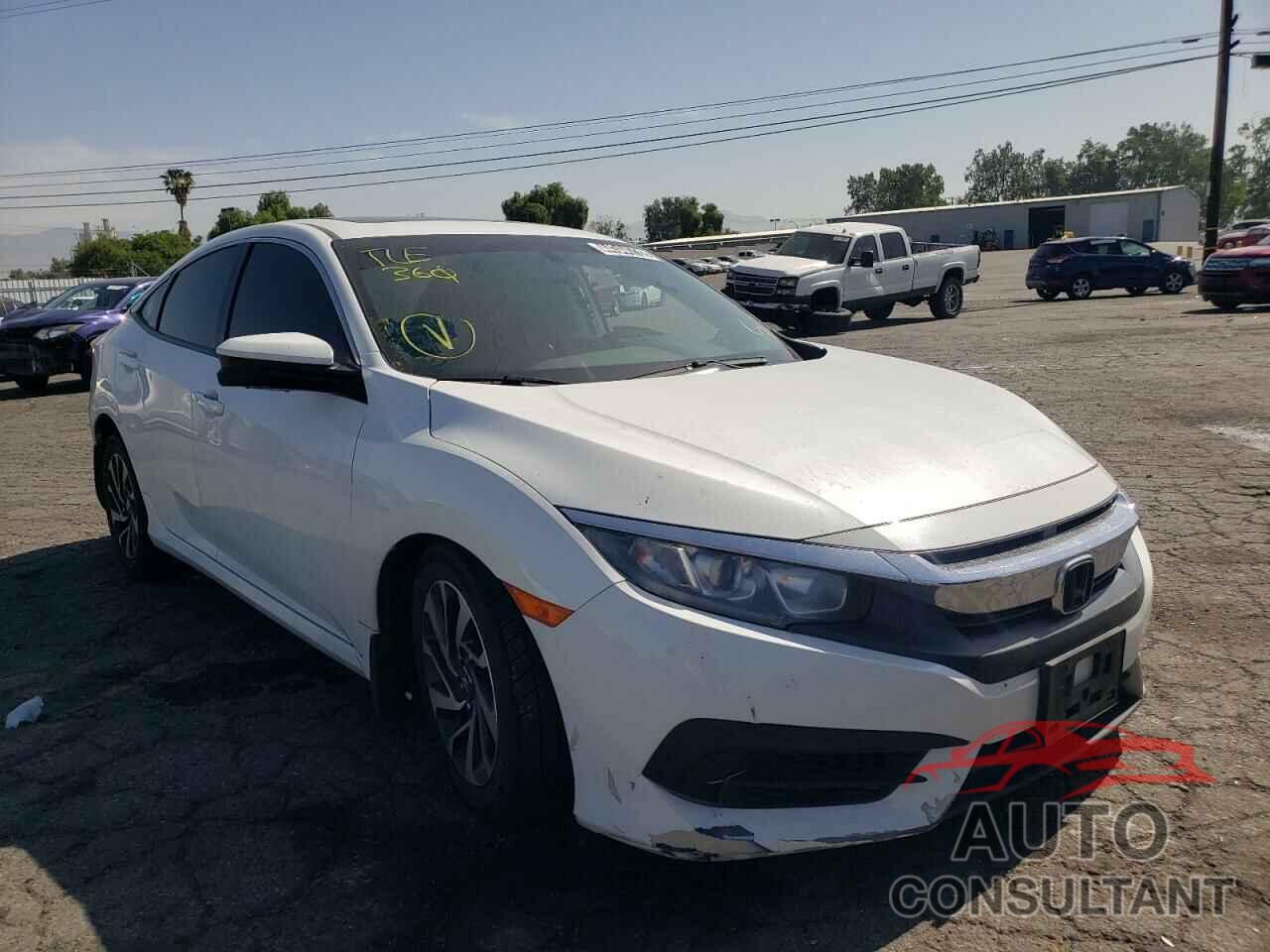 HONDA CIVIC 2018 - 2HGFC2F71JH525147