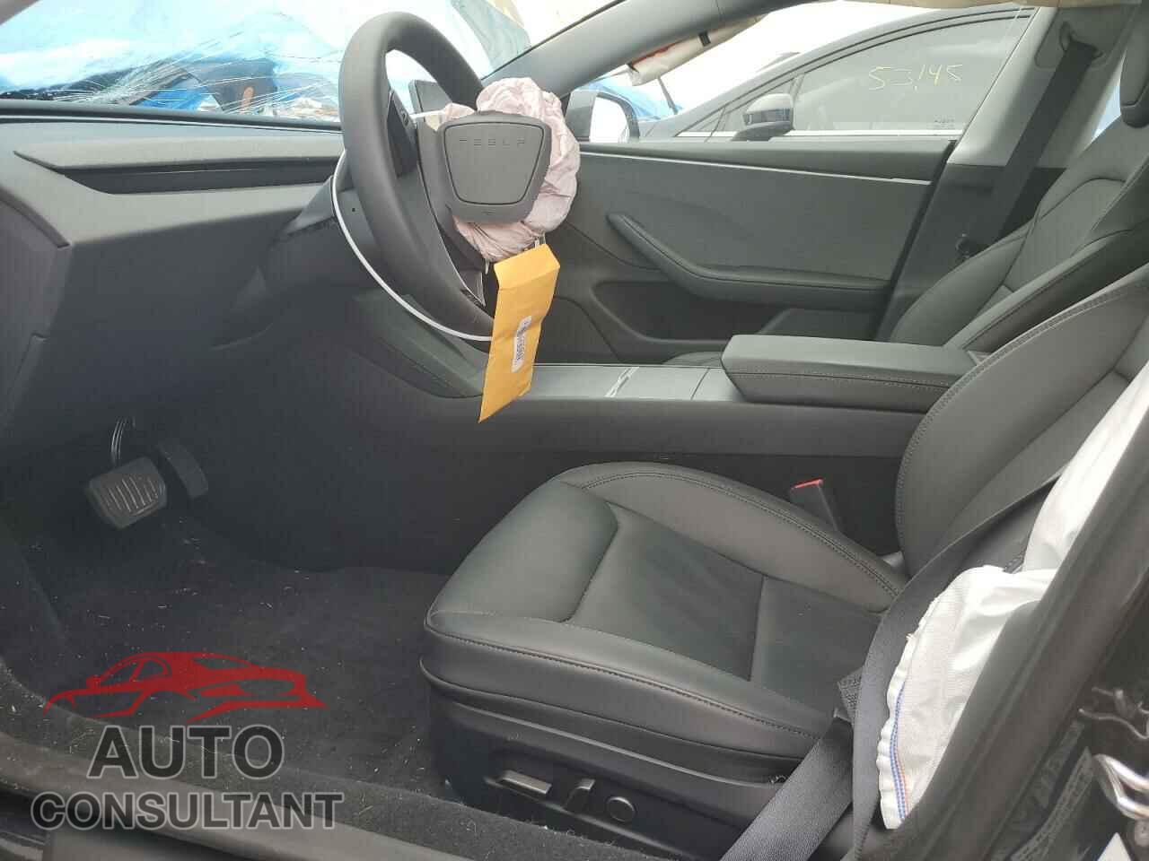 TESLA MODEL 3 2024 - 5YJ3E1EA7RF743100