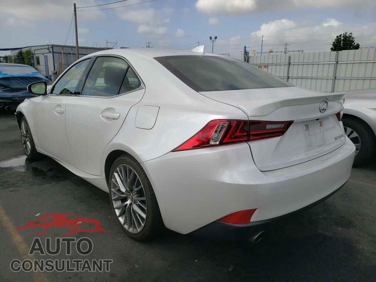 LEXUS IS 2016 - JTHBA1D2XG5037642