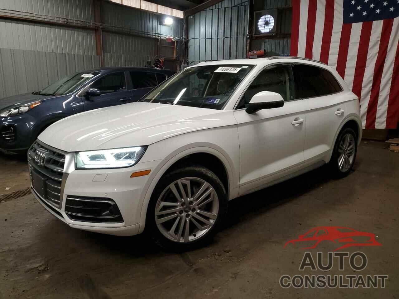 AUDI Q5 2018 - WA1CNAFYXJ2059526