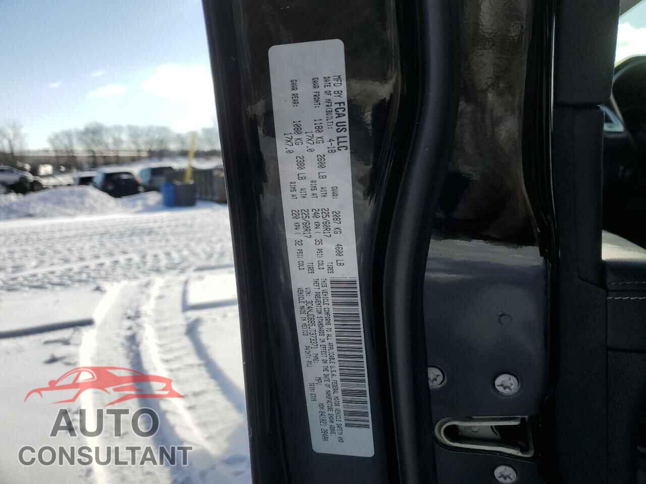 JEEP COMPASS 2018 - 3C4NJDBB5JT373371