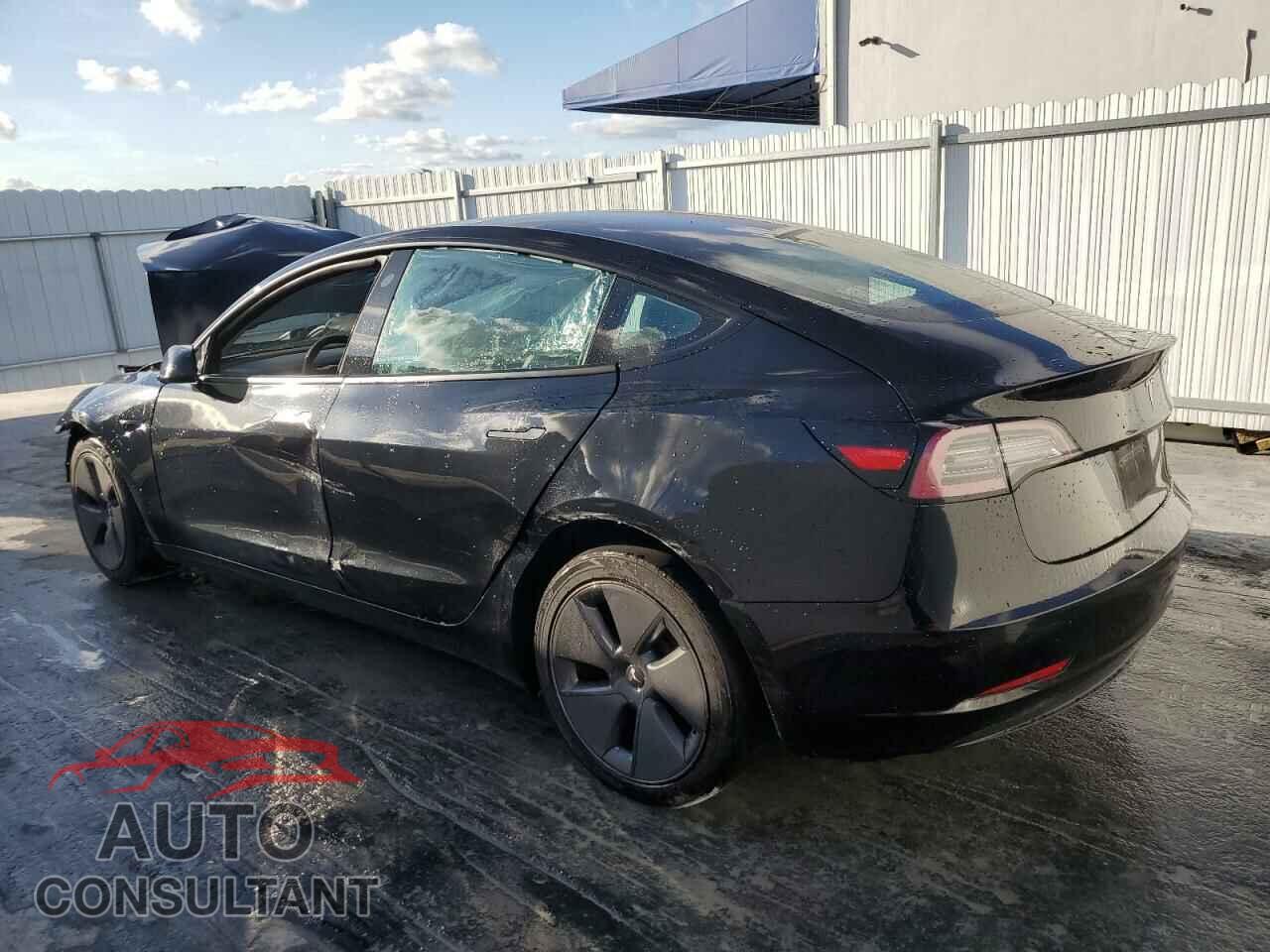 TESLA MODEL 3 2023 - 5YJ3E1EA8PF453400