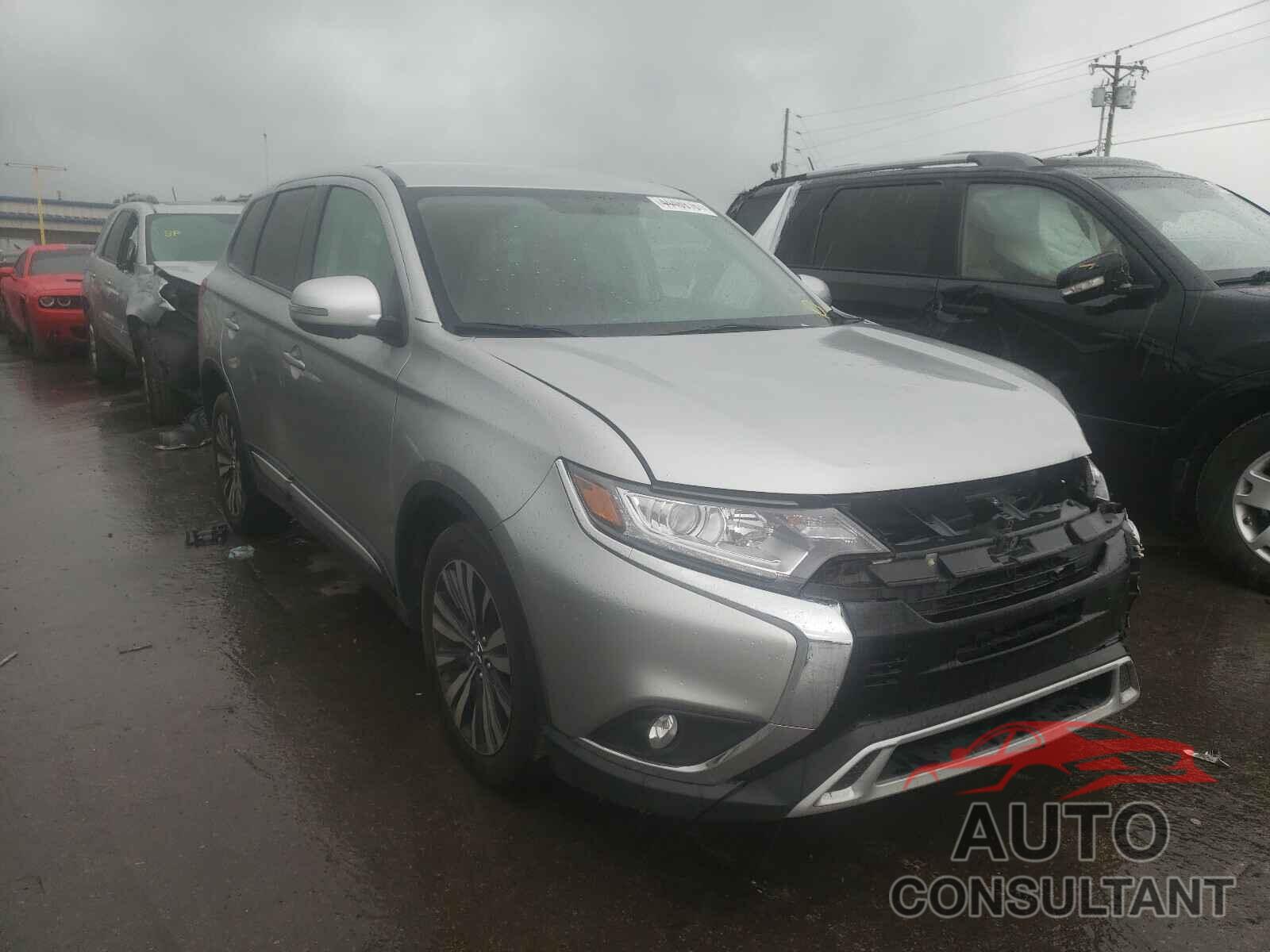 MITSUBISHI OUTLANDER 2019 - JA4AD3A31KZ042155
