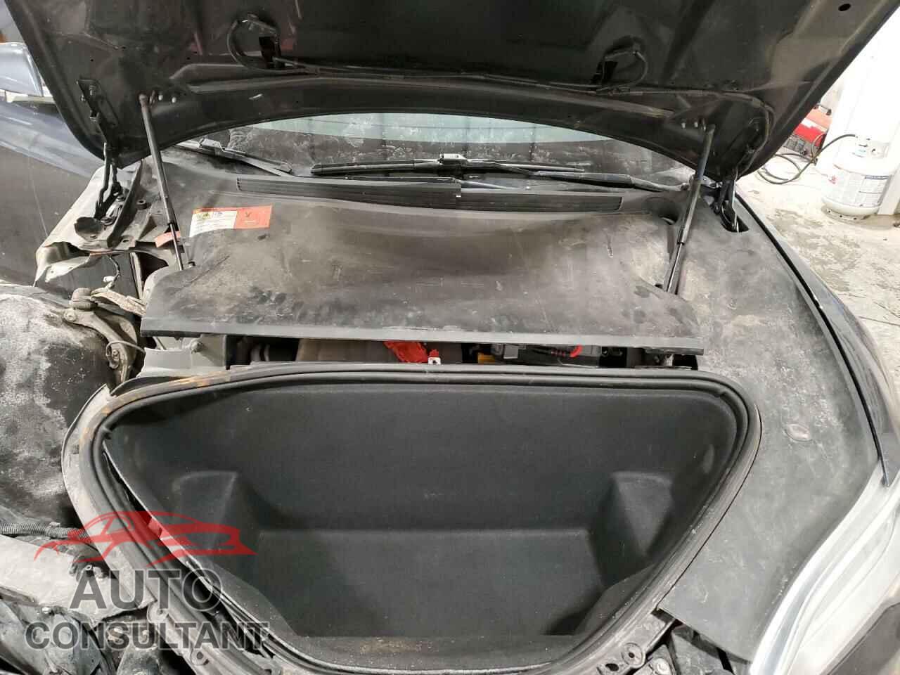 TESLA MODEL S 2017 - 5YJSA1E2XHF197245