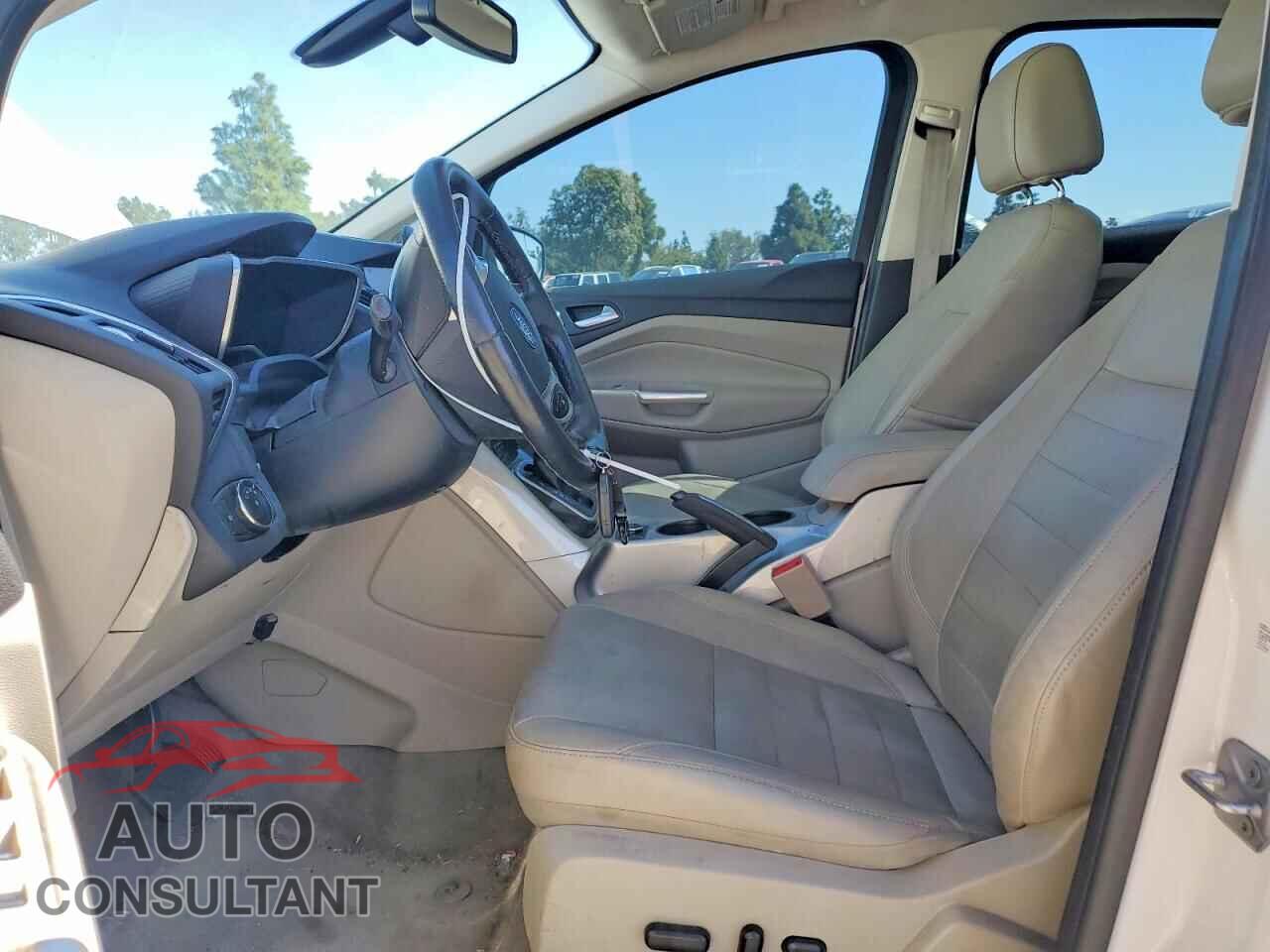 FORD CMAX 2013 - 1FADP5BU8DL553435