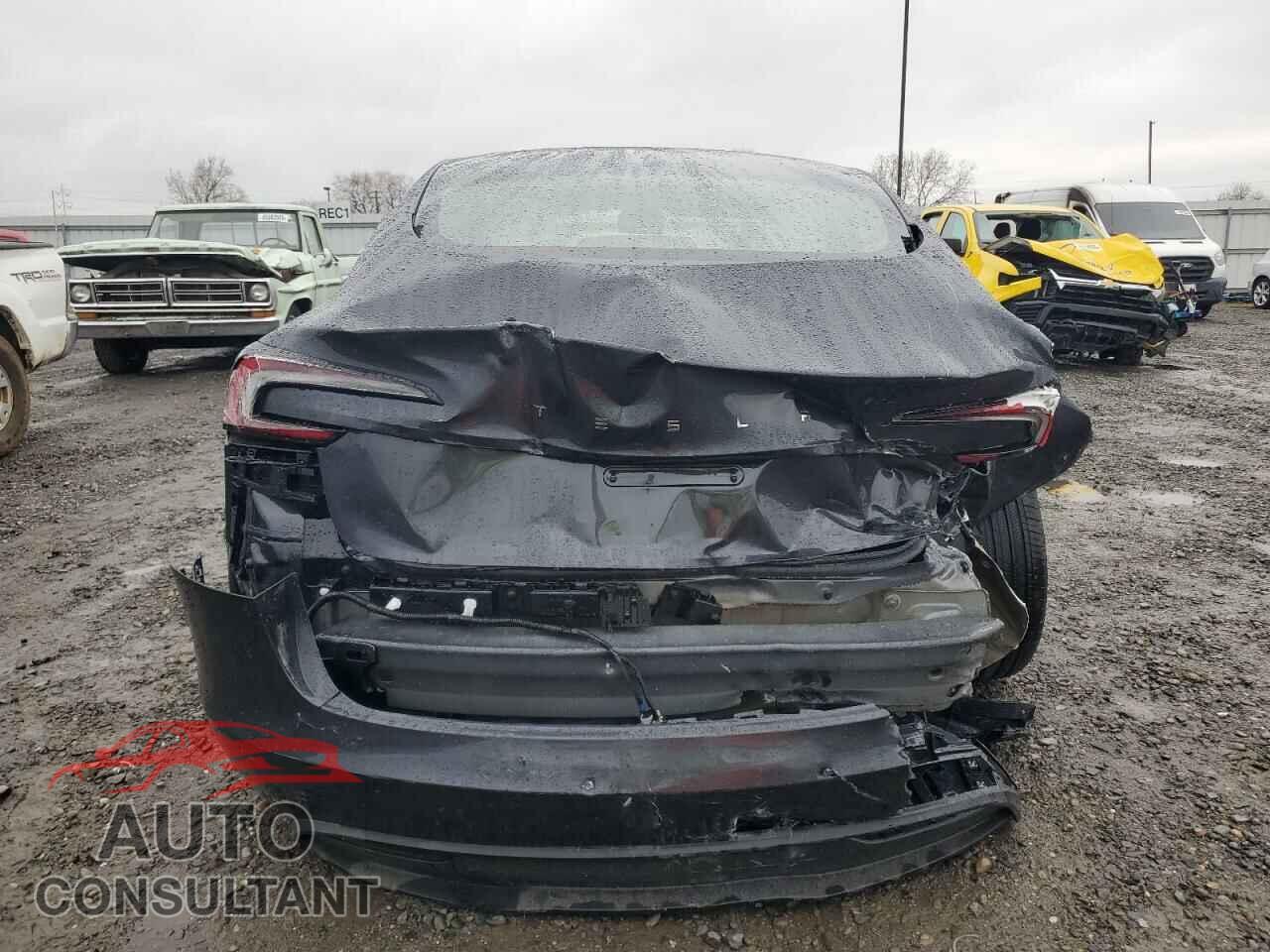 TESLA MODEL 3 2024 - 5YJ3E1EAXRF830179