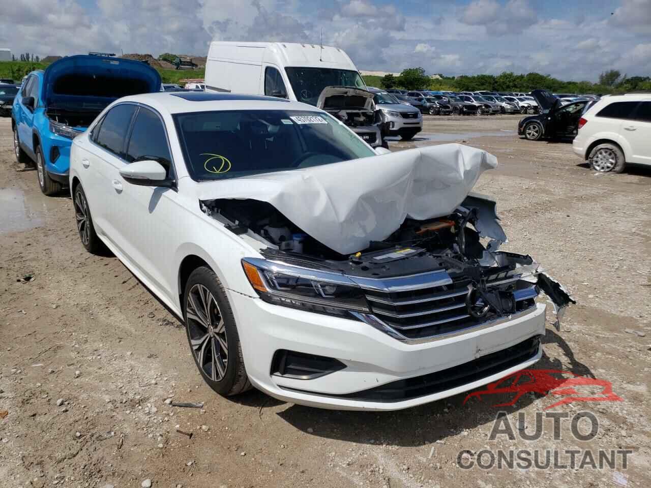 VOLKSWAGEN PASSAT 2021 - 1VWSA7A38MC006718