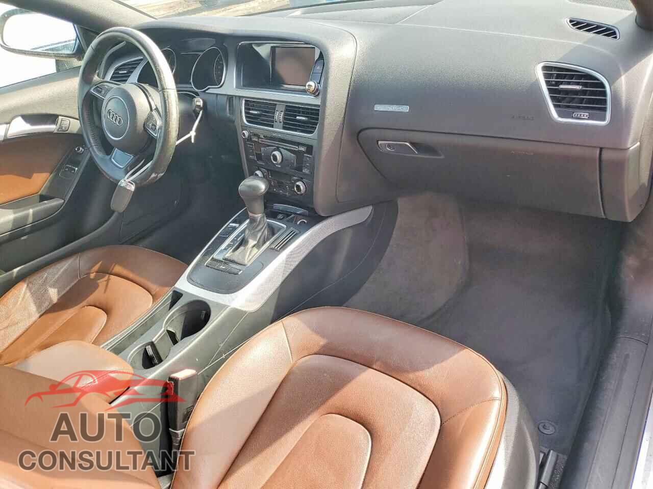 AUDI A5 2014 - WAUCFAFR0EA009027