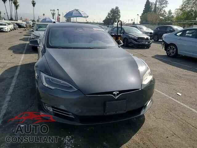 TESLA MODEL S 2017 - 5YJSA1E15HF205422