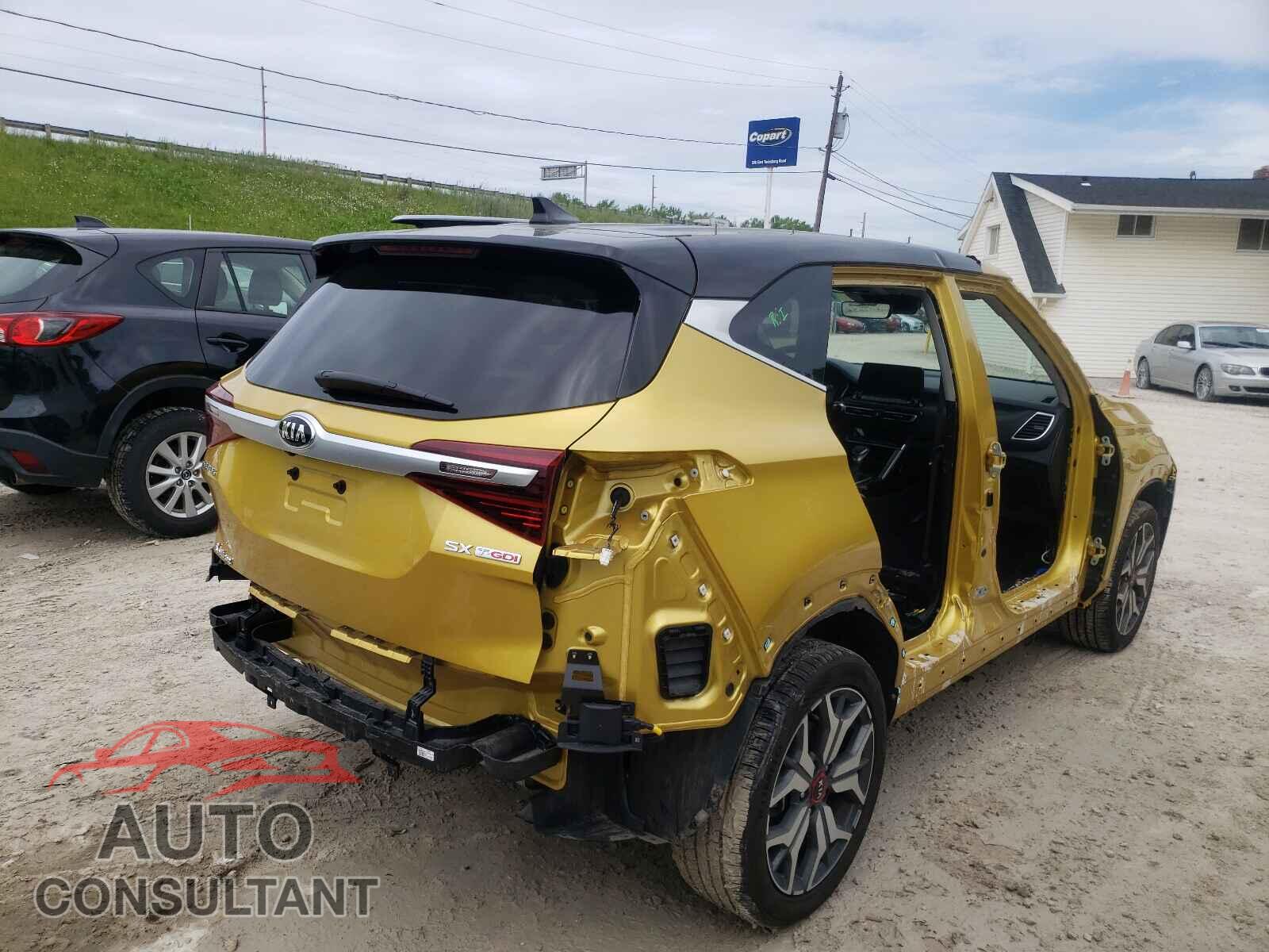 KIA SELTOS 2021 - KNDETCA2XM7149382