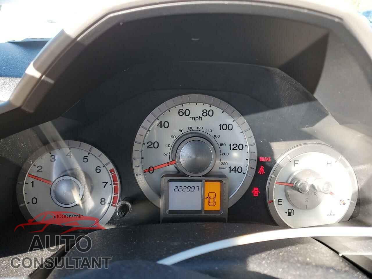 HONDA PILOT 2011 - 5FNYF4H63BB013024