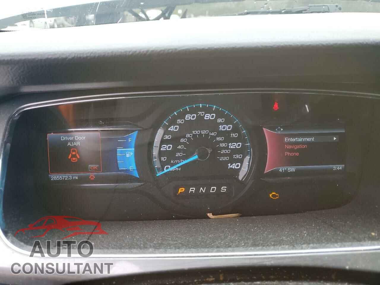 FORD TAURUS 2015 - 1FAHP2E84FG187953