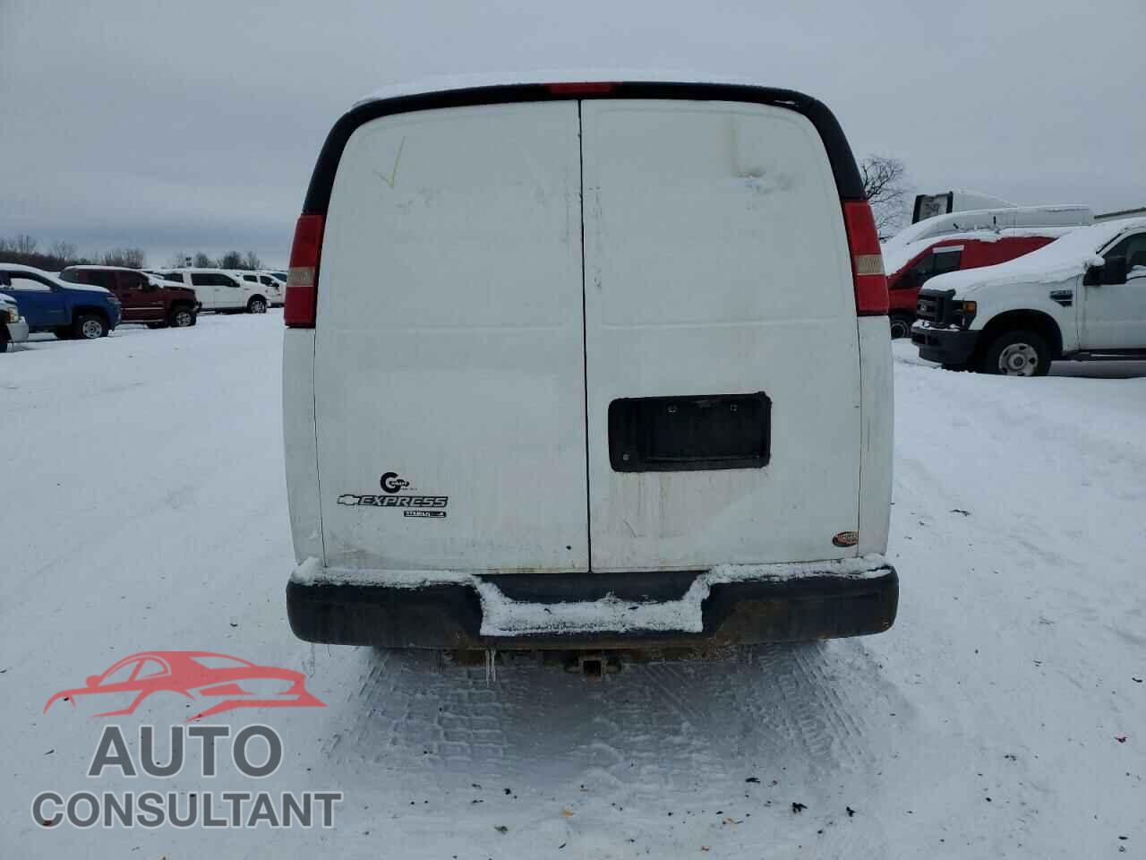 CHEVROLET EXPRESS 2012 - 1GCWGGCA4C1200719