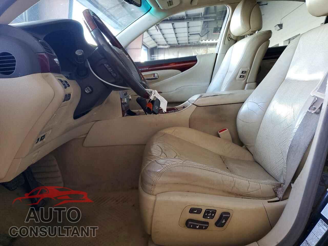 LEXUS LS500 2010 - JTHCL5EFXA5004669