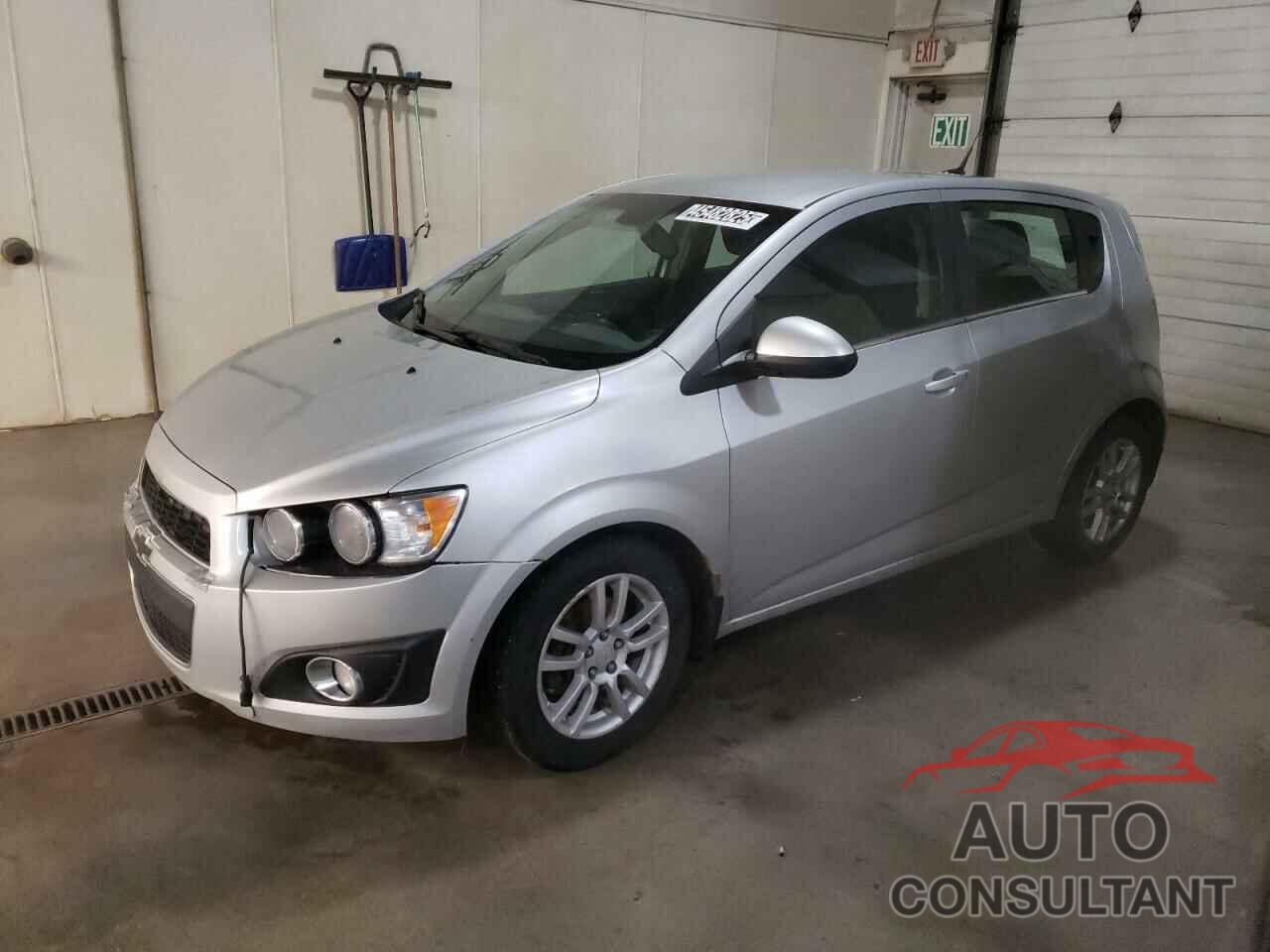 CHEVROLET SONIC 2013 - 1G1JC6SH4D4127021