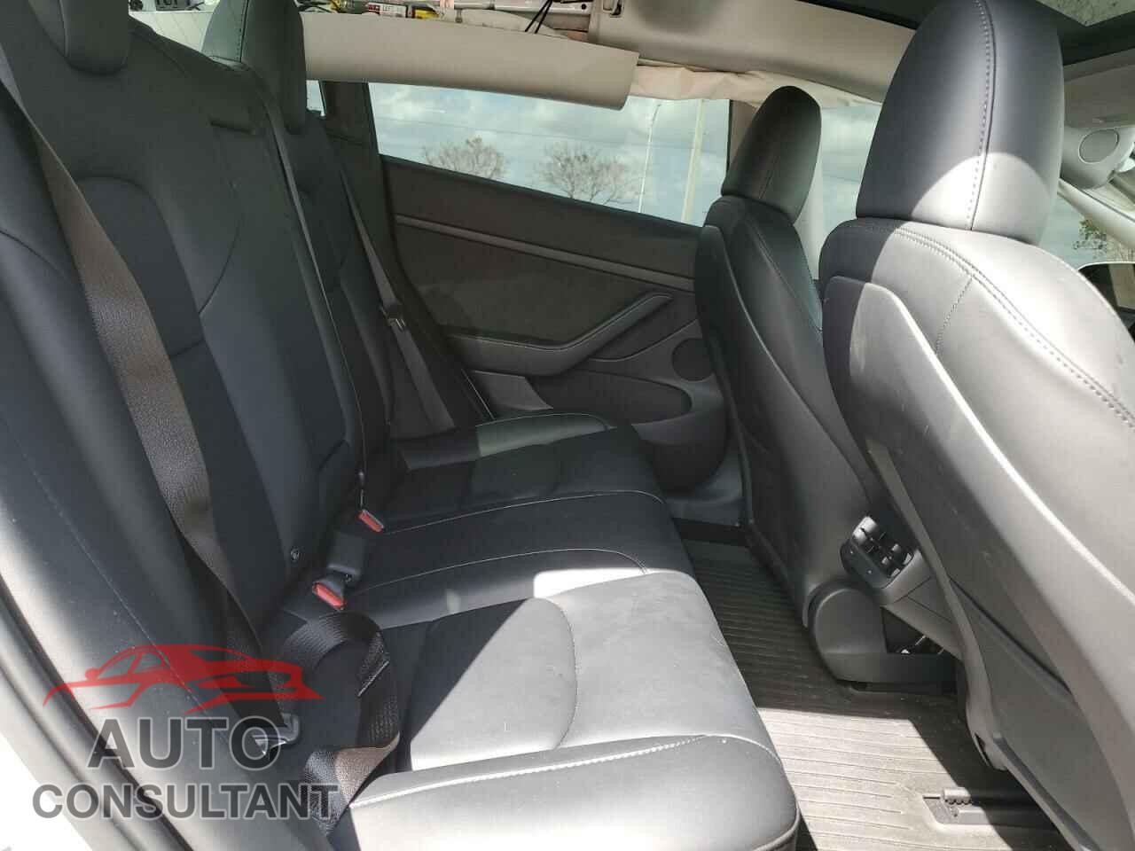 TESLA MODEL 3 2023 - 5YJ3E1EA5PF601003