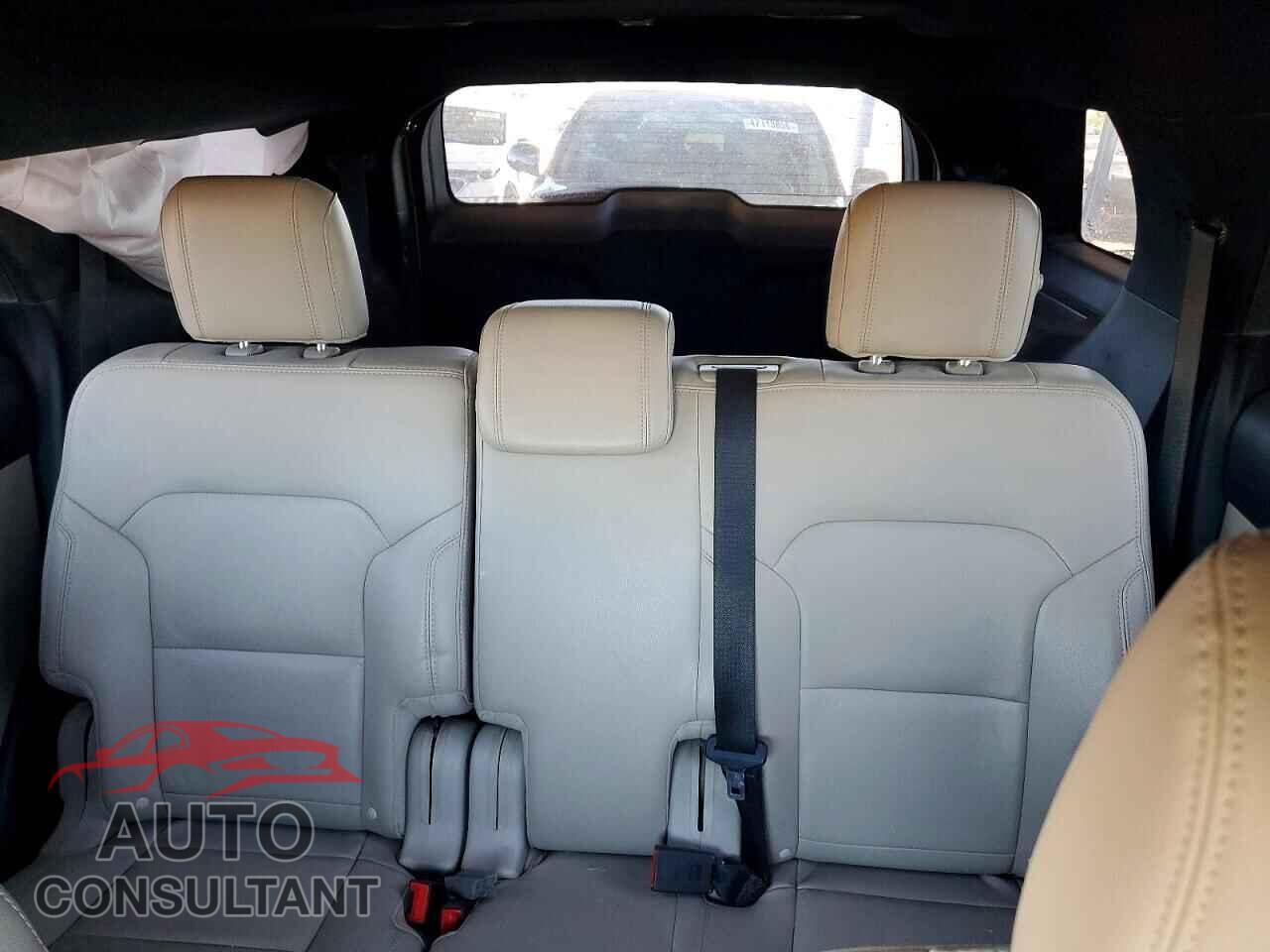 FORD EXPLORER 2018 - 1FM5K8D8XJGB08550