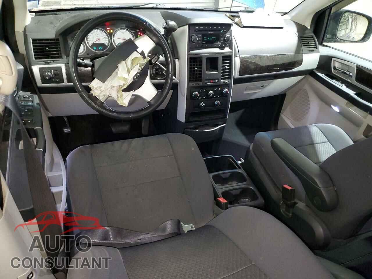DODGE CARAVAN 2010 - 2D4RN5D13AR331173