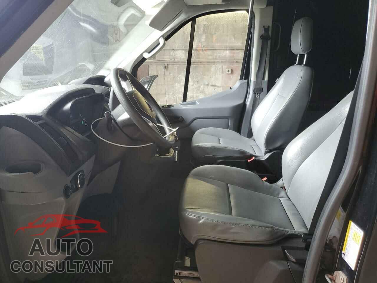 FORD TRANSIT 2016 - 1FTYR2CM7GKA68619
